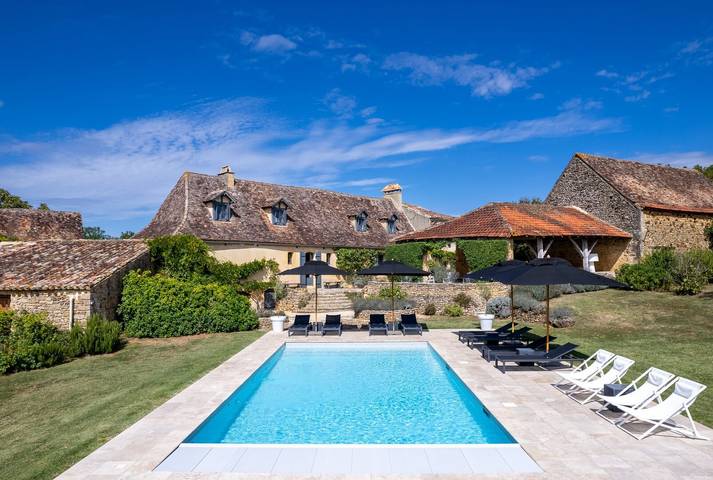 Location de vacances pour 10 personnes, avec jardin à Sainte-Croix (France)