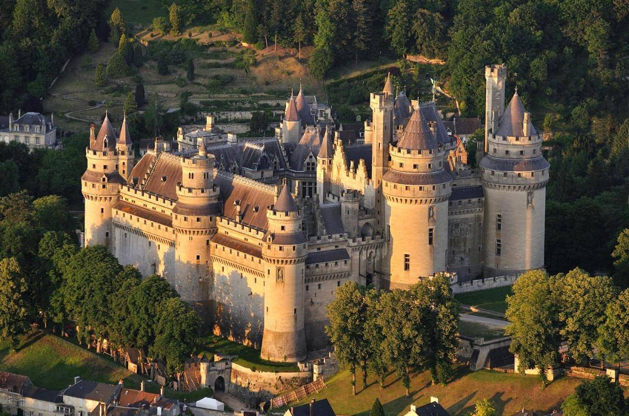 Il Etait Une Fois in Pierrefonds, Oise