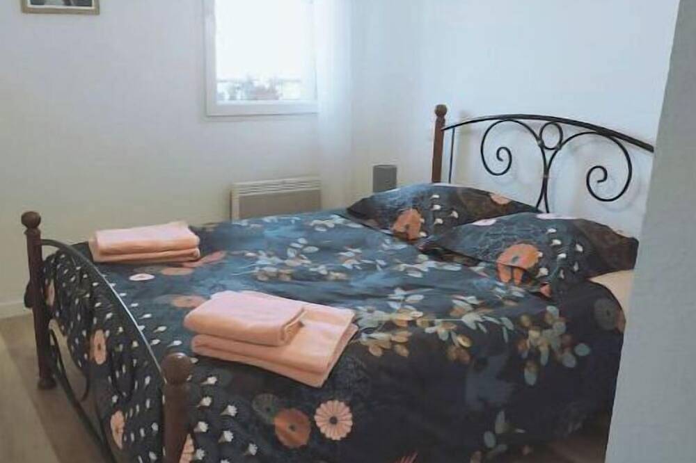 Entire apartment, #Swimming pool, gym, zenitude at 'Levant de Marie'. in Gaillac, Albi region