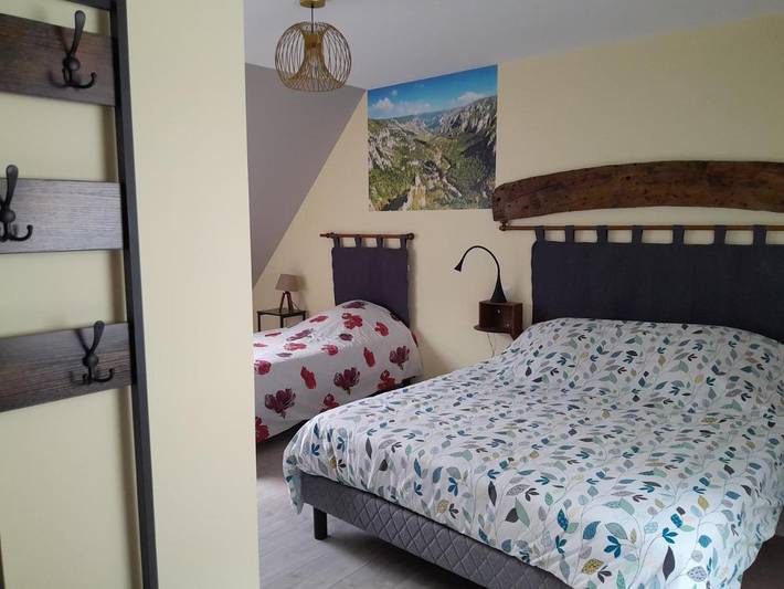 Location de vacances pour 2 personnes, avec vue et jardin à Banassac - 3