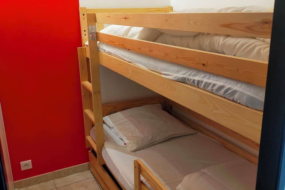 Entire apartment, Houlgate apartment sleeps 4 in Saint-Sauveur-de-la-Mer, Lisieux region