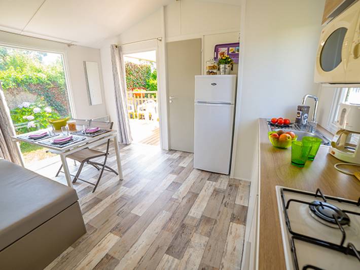 Mobil home pour 4 personnes, avec terrasse à Belmont-sur-Rance