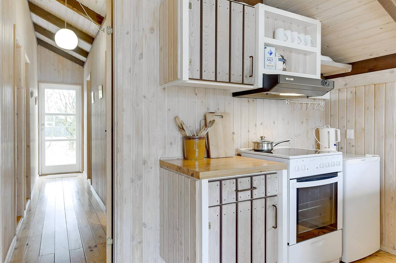 Pet friendly home in Strandby with Wifi in Bratten, Jerup