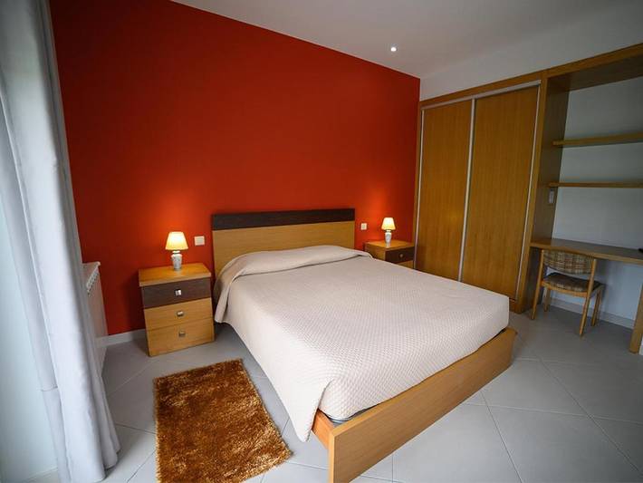 Gîte pour 4 personnes, avec piscine ainsi que jardin et vue dans Amares - 2