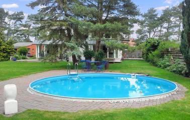 Ferienwohnung für 4 Personen, mit Garten und Pool sowie Terrasse in Pruchten