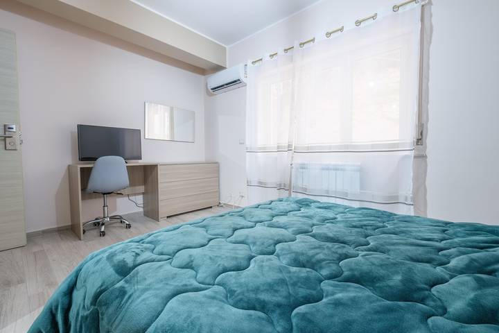 Entire apartment, Holiday Apartment "Damilhouse 3" with Balcony & Wi-Fi in Messina, Messina Province