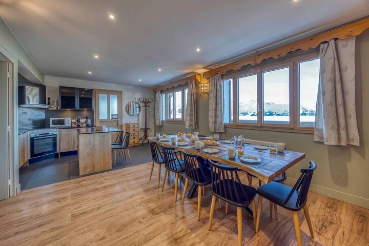 Chalet für 9 Personen mit Terrasse in Saint-Nazaire-les-Eymes, Isère