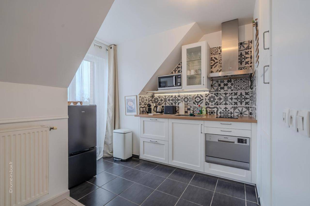 Appartement entier, Appartement Moderne, Parking Gratuit, 15min Disney in Meaux, Seine-et-Marne
