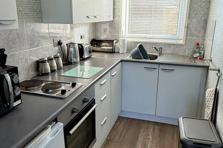 Chalet for 4 people, with pool, with pets in Scratby