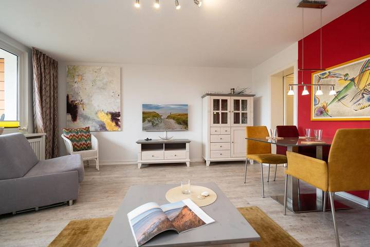 Ganze Wohnung, Strandnahes 2-Zimmer App. mit Balkon, Pkw-Stellplatz, Wlan. Haustiere erlaubt. in Westerland, Sylt (Gemeinde)