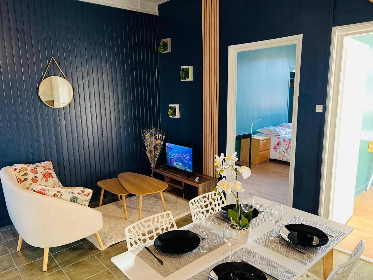 Appartement entier, Two-Bedroom Apartment in Oyonnax, Nantua