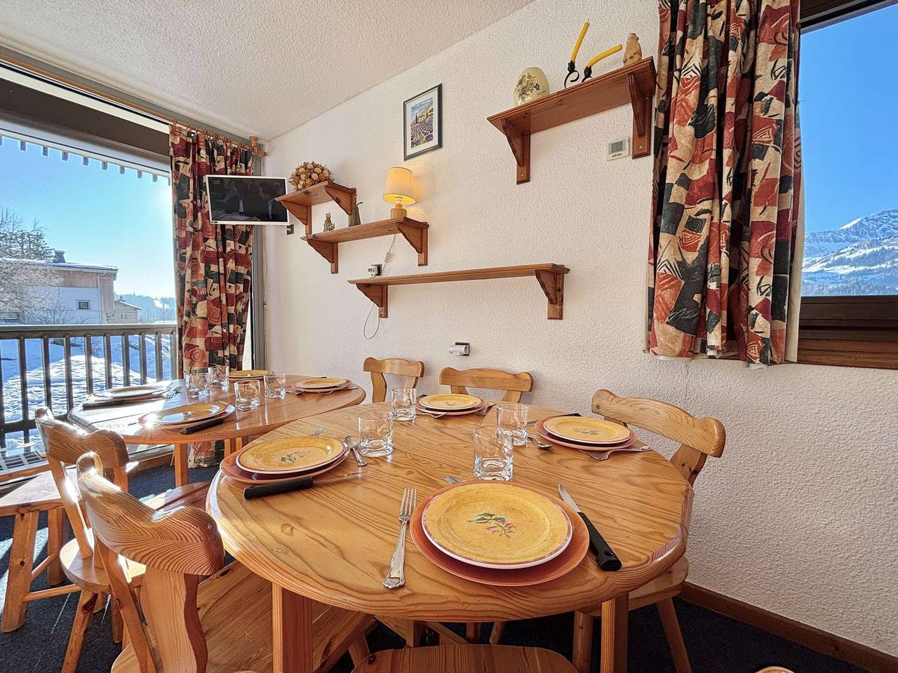 Ganze Wohnung, Appartement familial au pied des pistes avec balcon, piscine et parking - Notre-Dame-de-Bellecombe in Notre-Dame-de-Bellecombe, Albertville und Umgebung