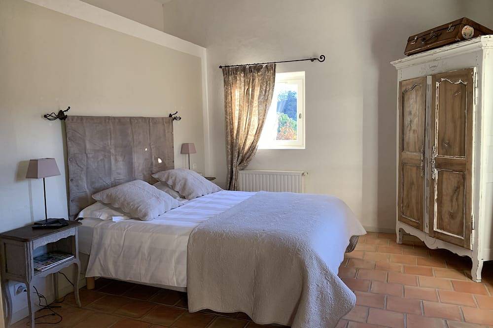 Charming, quiet house with view of the Luberon in Goult, Regionaler Naturpark Luberon