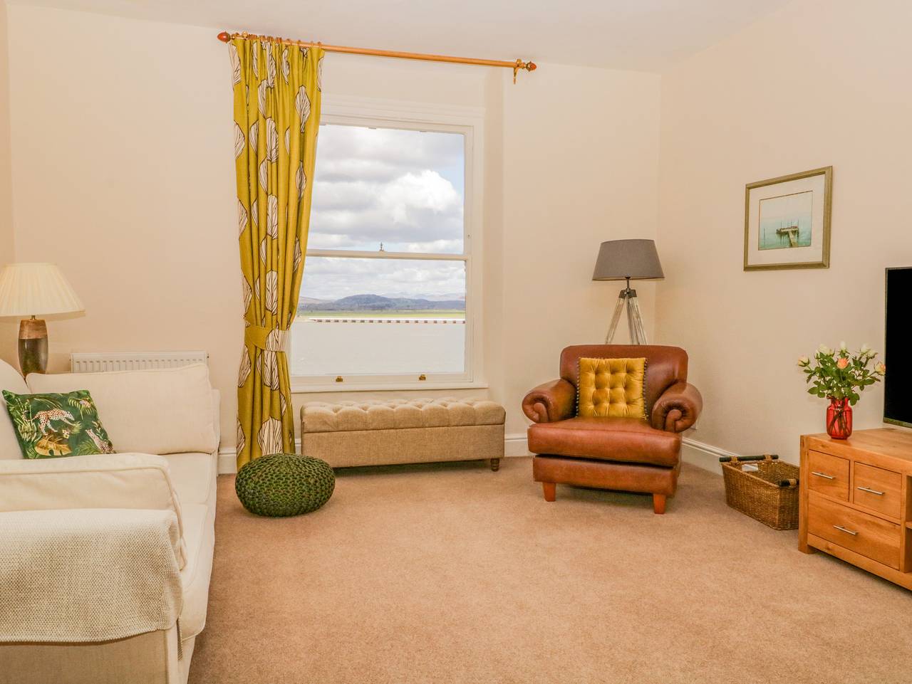 Entire apartment, Crow's Nest in Arnside, Lake District