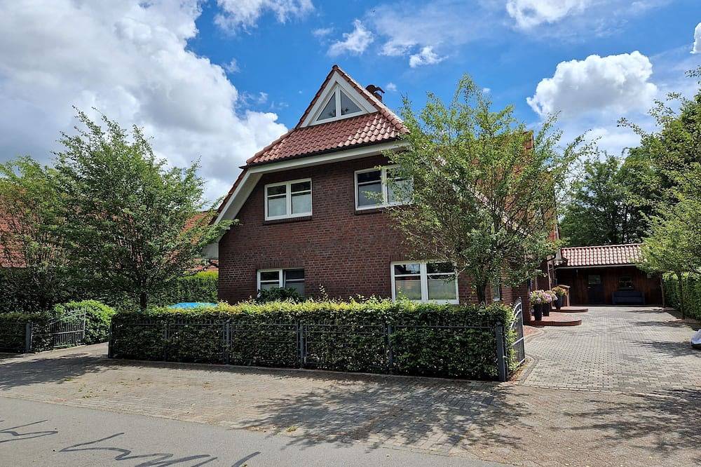 Ganze Wohnung, Ferienwohnung Lerchi's Ankerplatz - Lerchi's Ankerplatz in Barßel, Nordseeküste