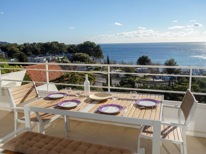Location de vacances pour 4 personnes, avec Terrasse à la La Ciotat