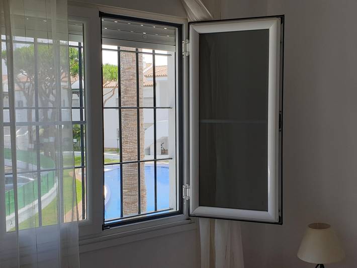 Ganze Ferienwohnung, Ferienwohnung für 6 Personen mit Balkon in La Barrosa, Chiclana de la Frontera
