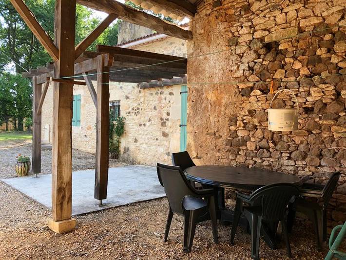 Location de vacances pour 4 personnes, avec piscine ainsi que jardin et vue à Cuzorn - 4