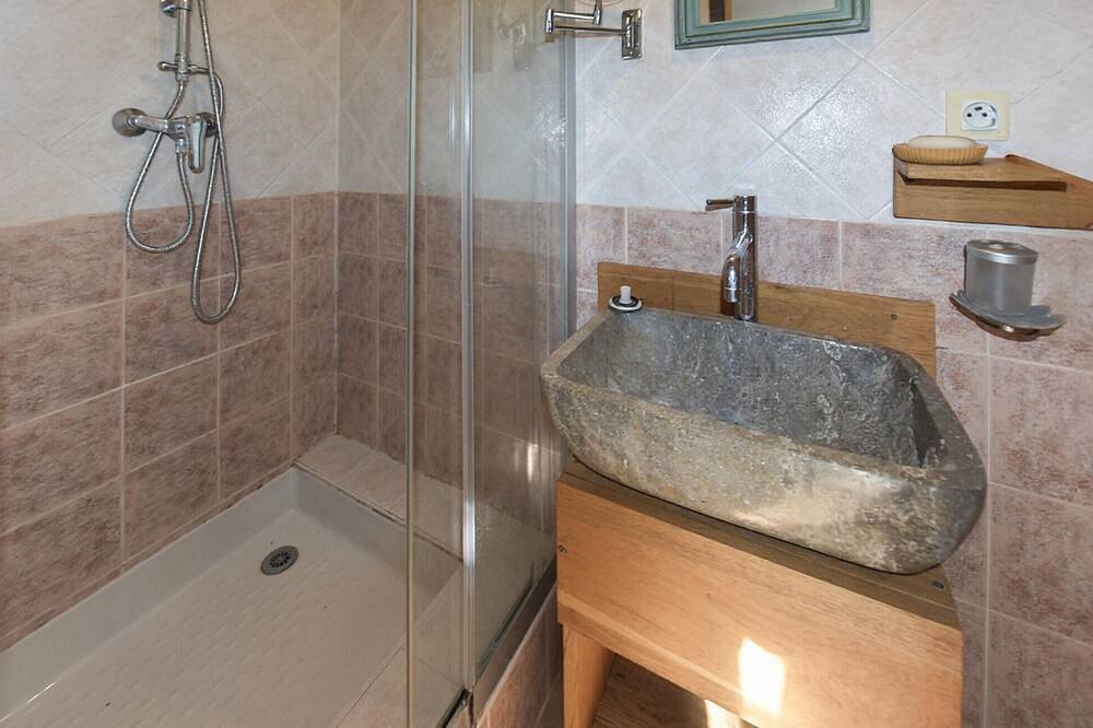 Amazing home in Vacqueyras with Wifi in Beaumes-de-Venise, Vaucluse