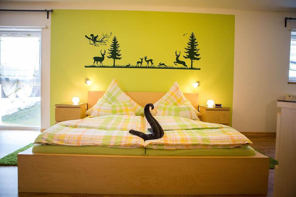 Ganze Wohnung, Waldzimmer - Liebevoll ausgestattetes Apartment in der Nähe Musikhaus Thomann in Burgebrach, Steigerwald