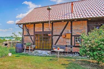 Ferienhaus für 3 Personen, mit Garten in Jabel
