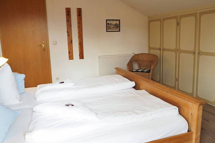 Ferienhaus für 4 Personen, mit Balkon und Garten sowie Sauna am Schliersee - 3