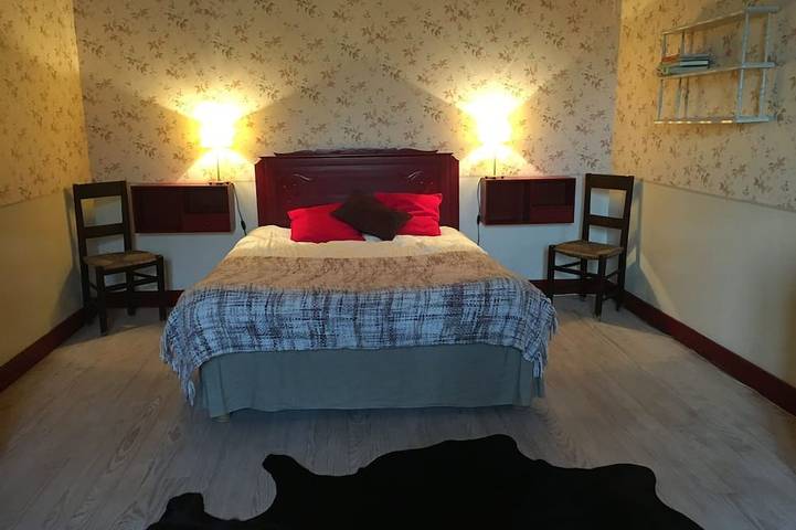 Location de vacances pour 5 personnes, avec Jardin à Yviers - 3