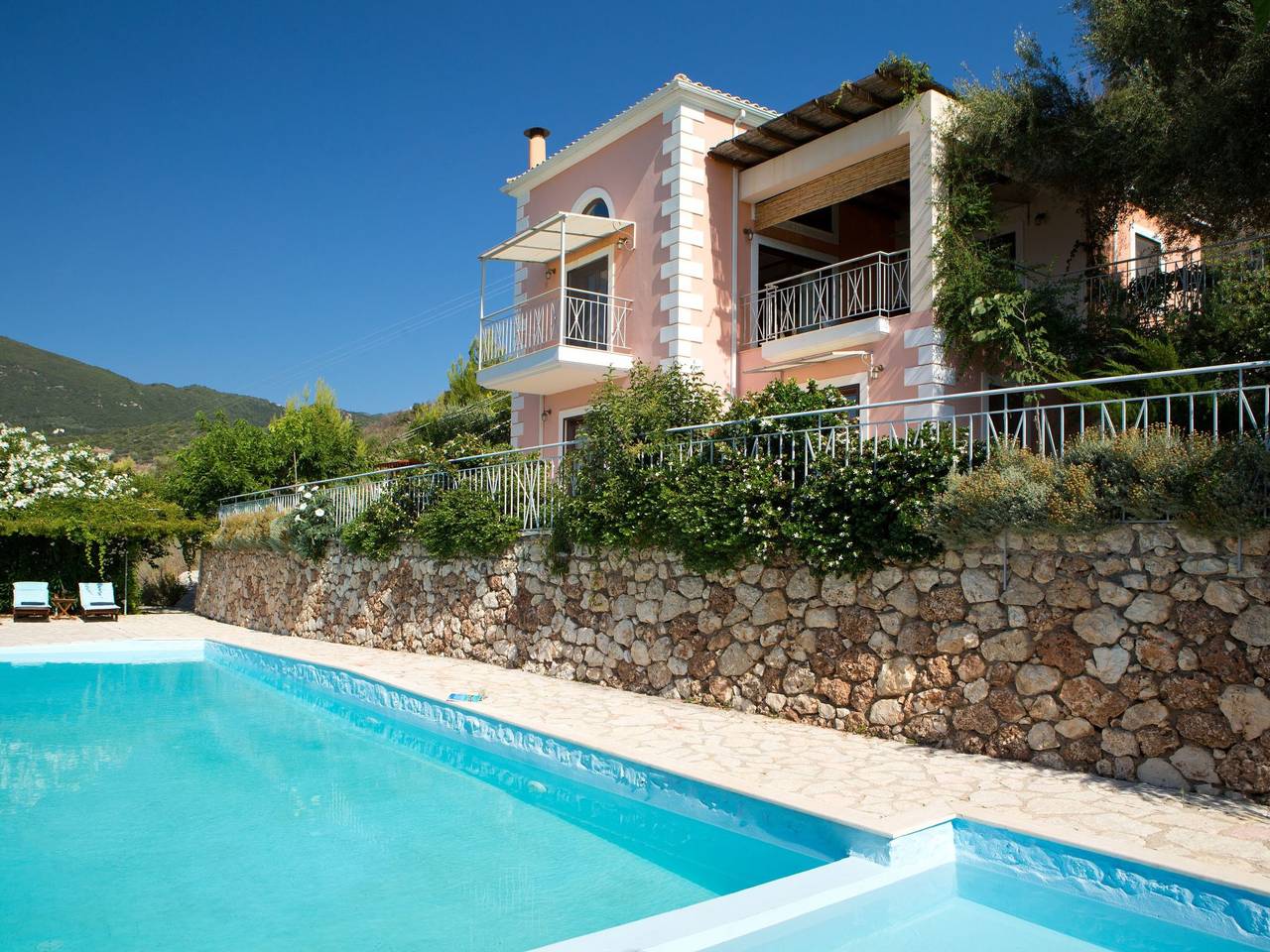 Finca "Olive" mit Infinity-Pool in Nydri, Griechenland