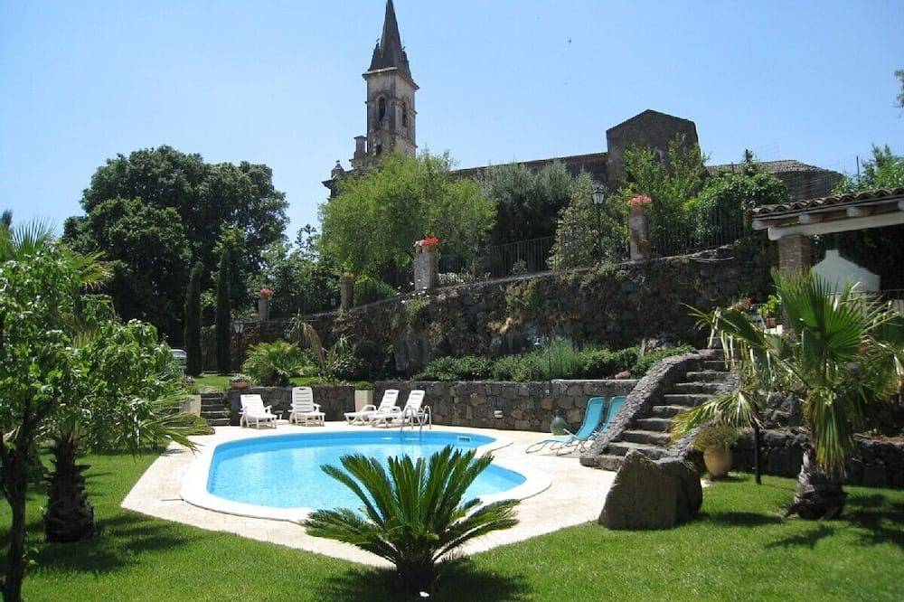 Casa vacanza a Etna a partire da 309€ a notte