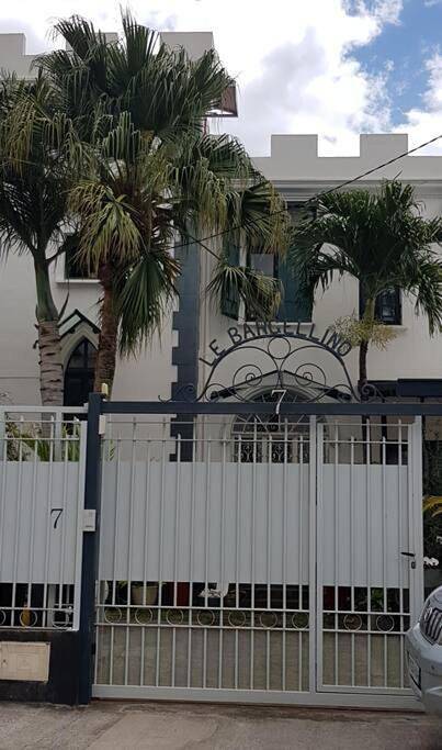 Gîte pour 2 personnes, avec terrasse dans Le Barachois Saint Denis - 4