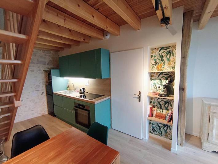 Gîte pour 4 personnes, avec terrasse et vue dans Saint-Maurice-de-Rotherens - 2