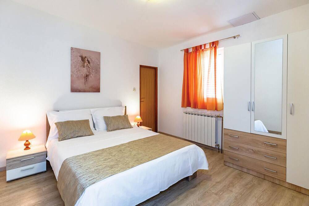 Ganze Wohnung, Gemütliche 2-Zimmer-Wohnung in Makarska in Veliko Brdo, Makarska