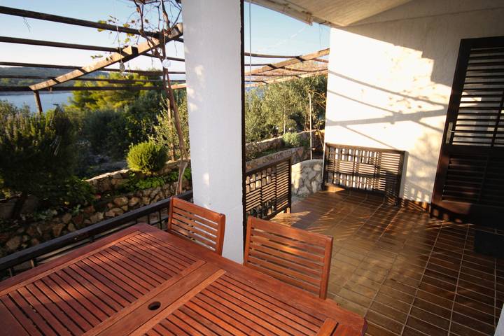 Lägenhet för 5 Personer, med balkong/terrass i Hvar