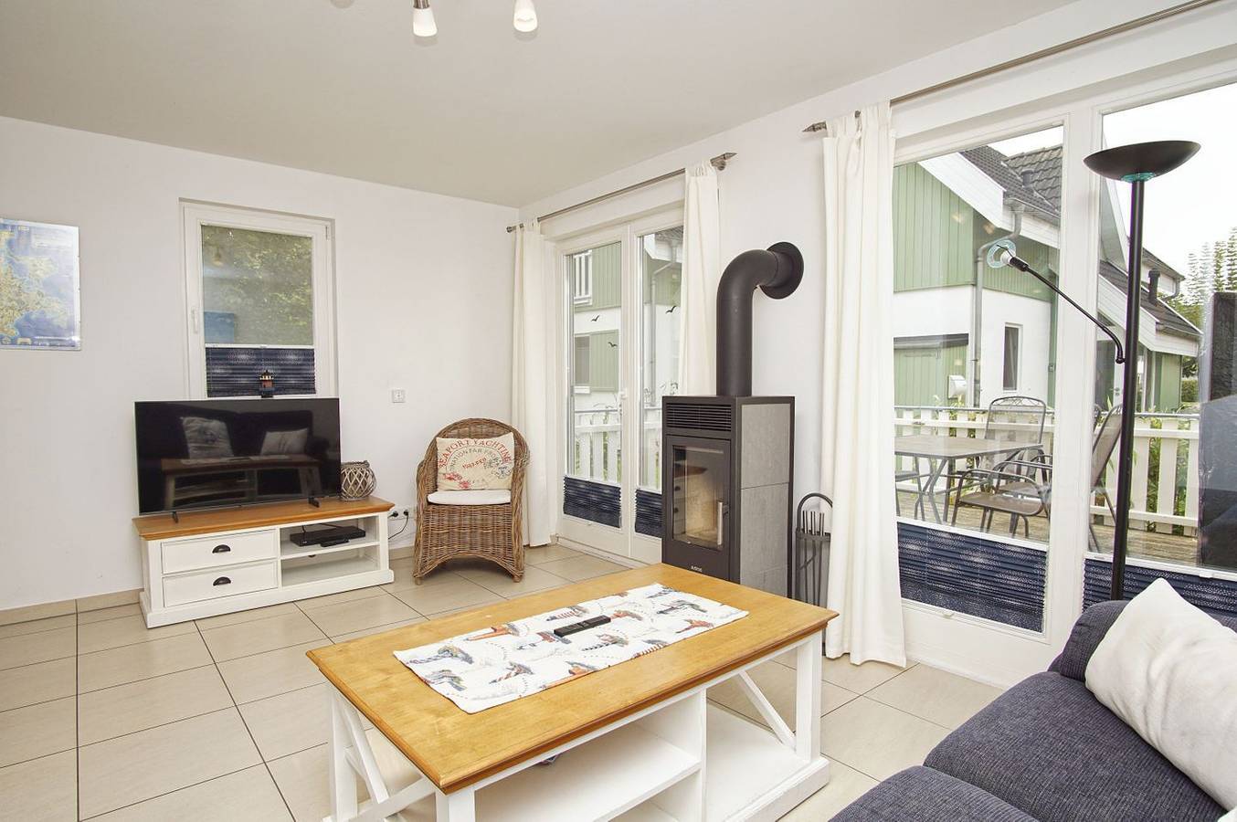 Strandnahes Ferienhaus mit Terrasse und eigener Sauna - Ferienhaus Cumulus in Breege, Rügen