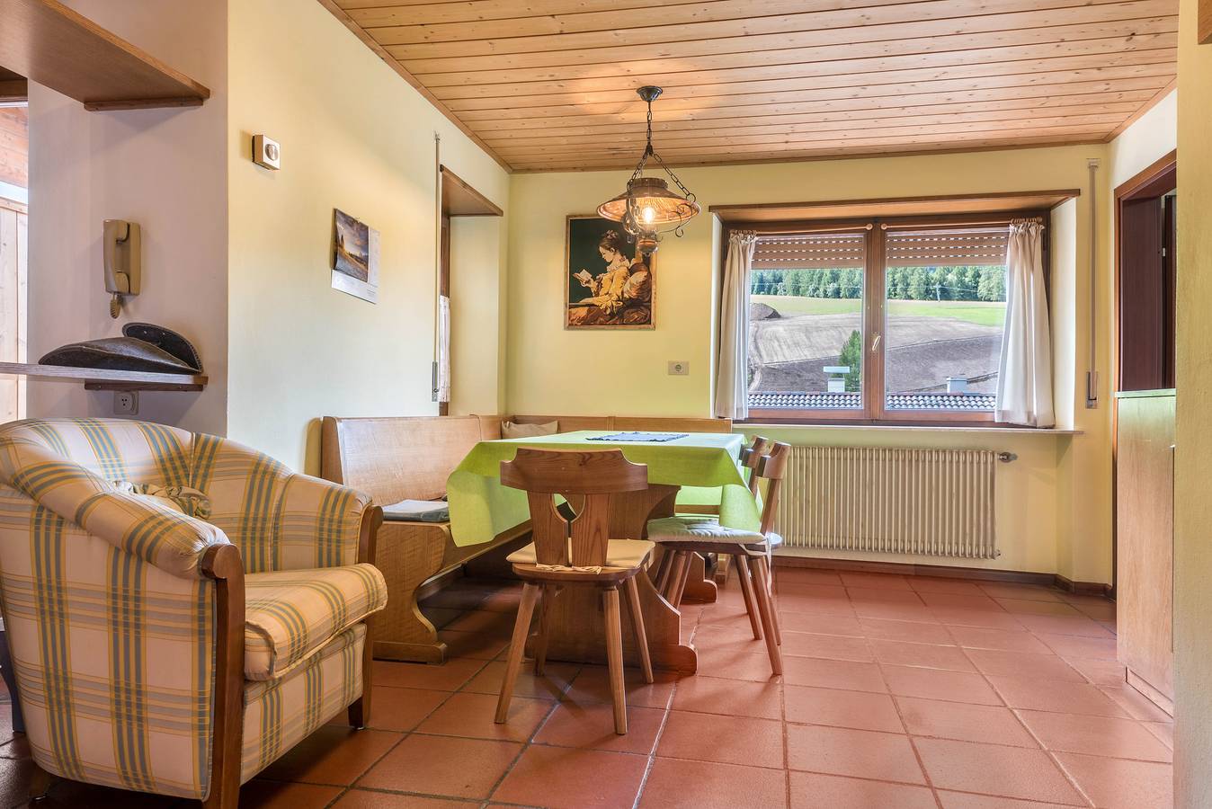 Ganze Wohnung, 'Pension Sonia Apartment 102' mit Bergblick, Garten und Wlan in Santa Magdalena (Eisacktal), Villnöß
