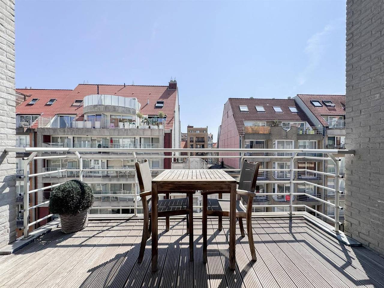 Ganze Wohnung, Geräumige Maisonette-Wohnung im Zentrum von Knokke in Knokke, Knokke-Heist