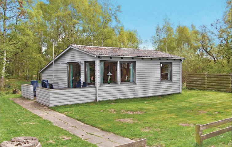 Ferienhaus für 4 Personen, mit Terrasse und Seeblick in Skanderborg