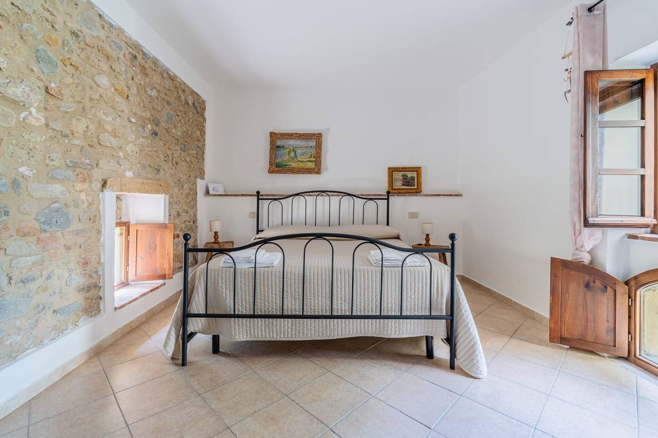 Agriturismo per 2 Persone in Volterra, Pisa e dintorni