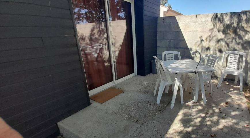 Chambre d’hôte pour 4 personnes, avec Terrasse et Jardin