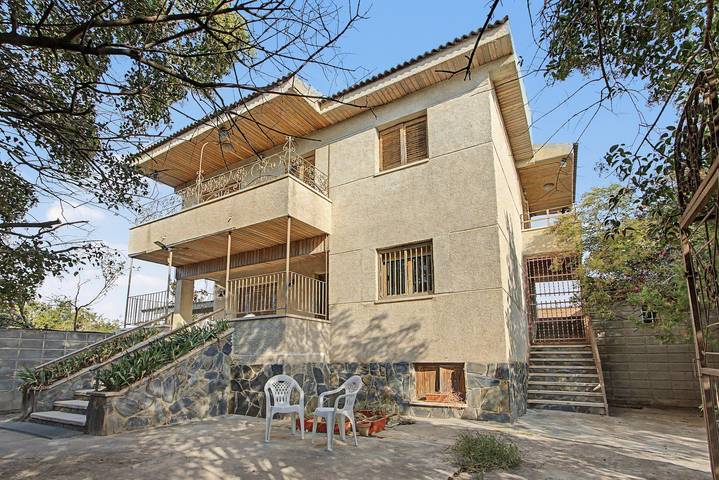 Landhaus 'Marina' mit privater Terrasse, eigenem Garten und WLAN in Lleida, Costers del Segre