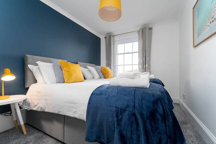 Apartment for 4 people, with pets in Brighton