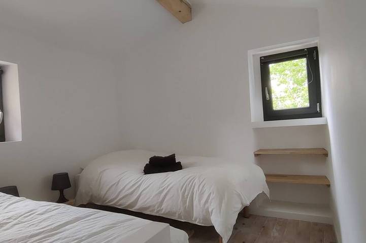 Location de vacances pour 5 personnes, avec jardin et terrasse à Aurel - 4
