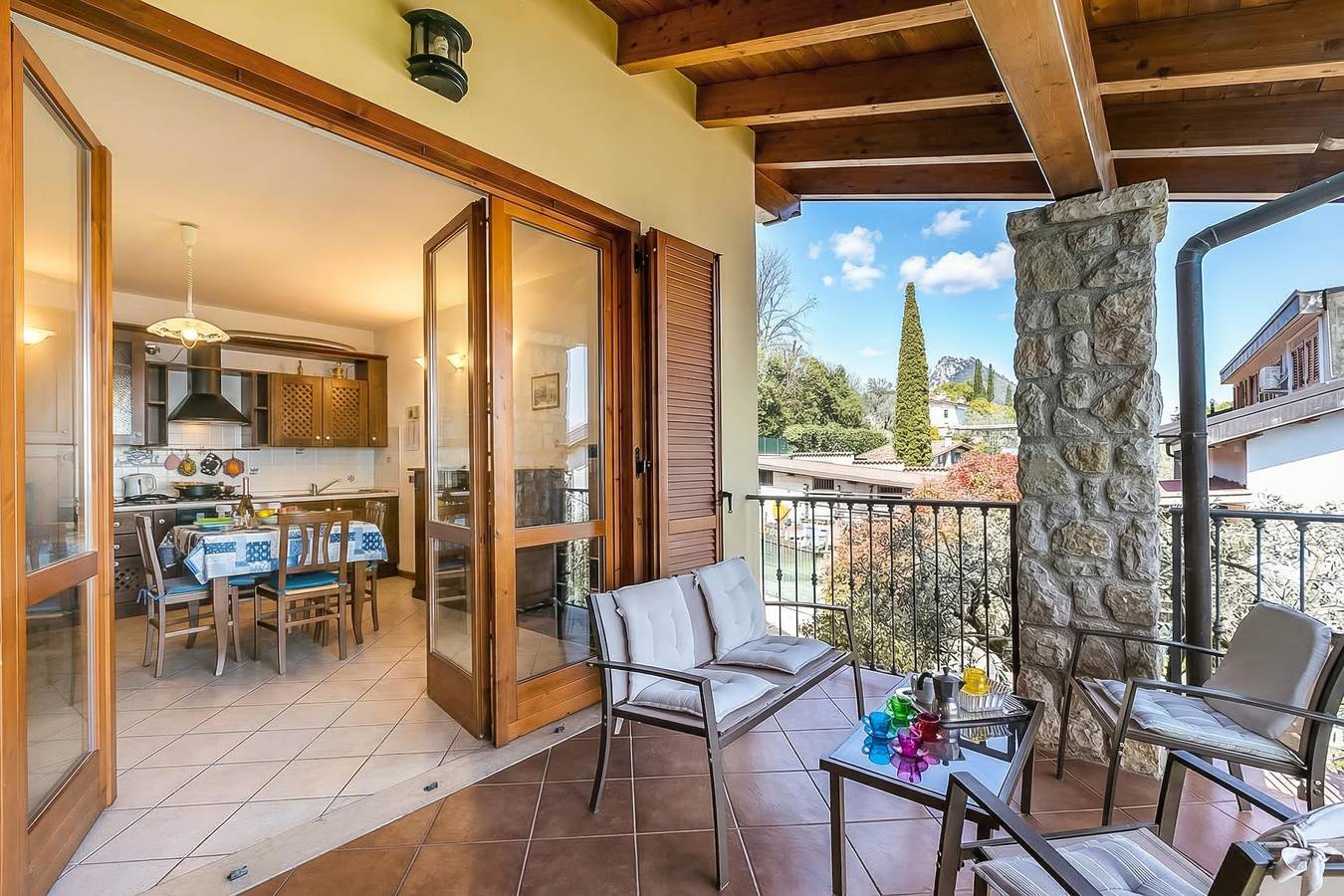 Appartamento intero, Julia's House lakeview & shared pool in Maderno, Toscolano-Maderno