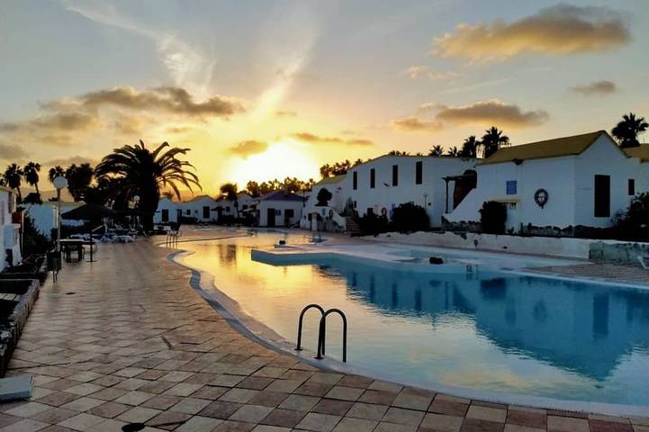 Casa de vacaciones para 4 personas, con jacuzzi además de terraza y piscina - 1