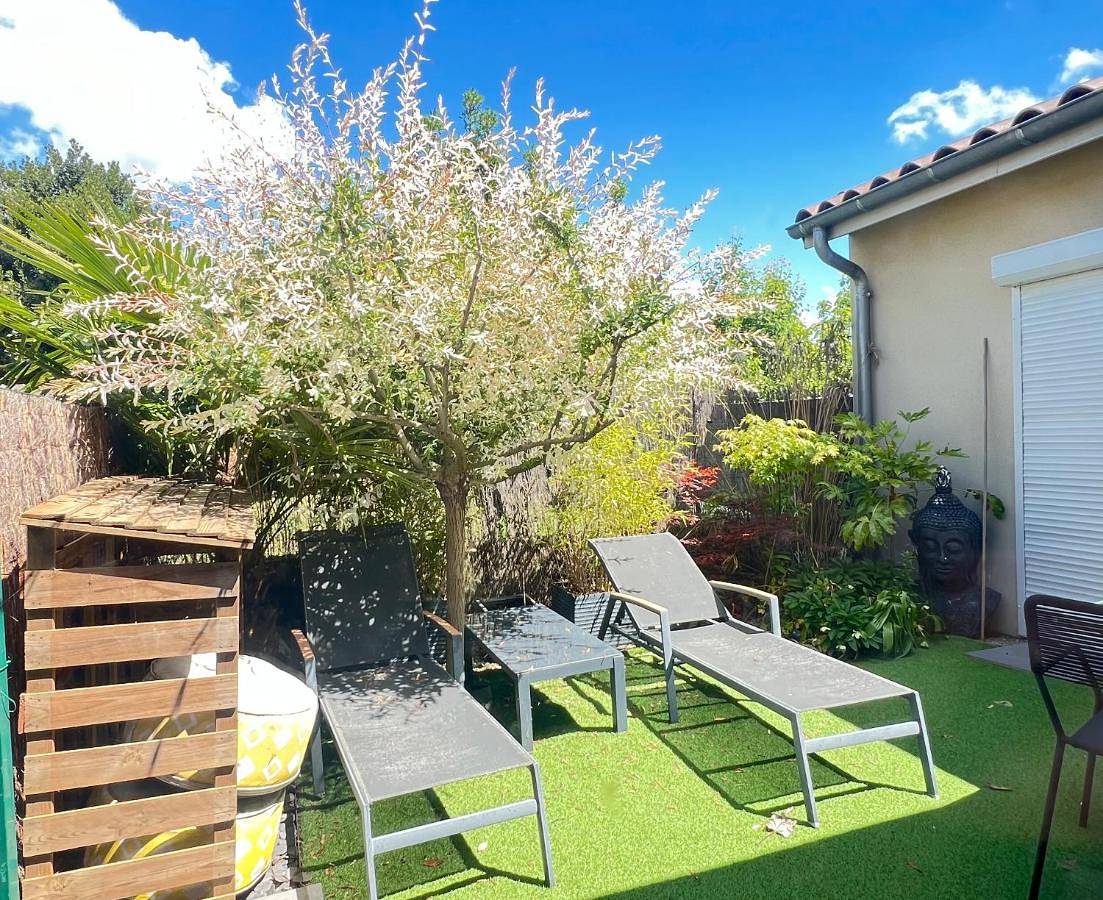Appartement entier, One-Bedroom Apartment in Crozes-Hermitage, Région de Valence