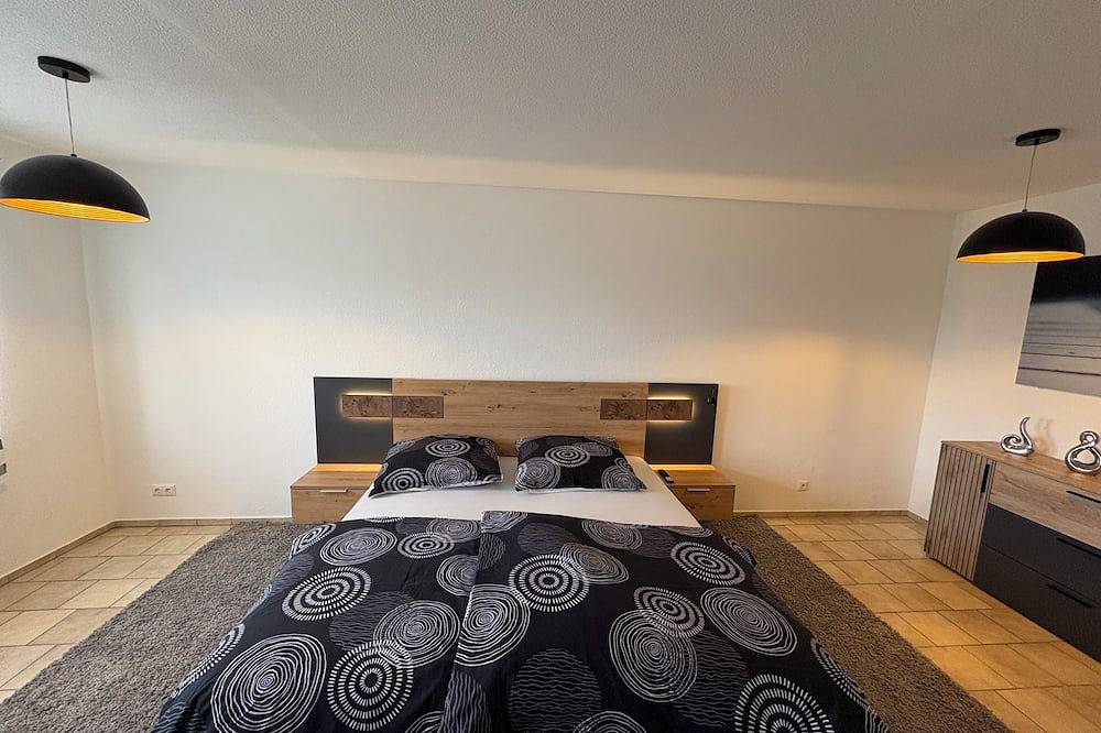 Ganze Wohnung, Modernes Serviced Apartment / Fewo Franken Idyll in Pfofeld, Fränkisches Seenland
