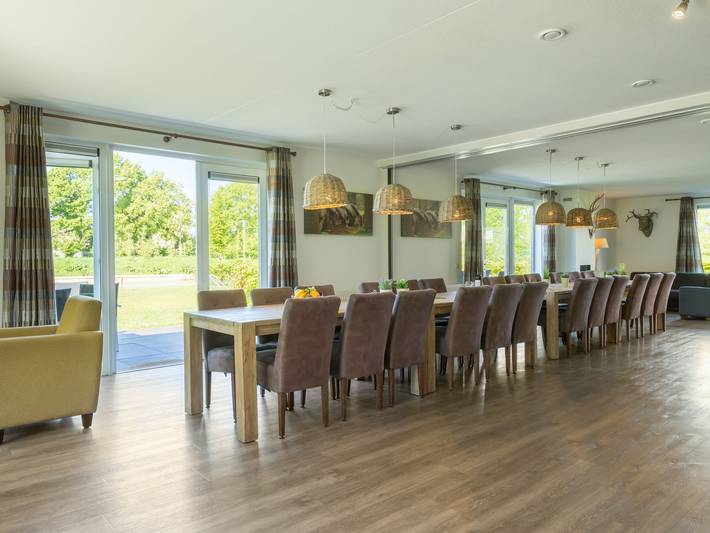 Ferienhaus für 24 Personen, mit Terrasse und Garten sowie Pool in Overijssel - 4