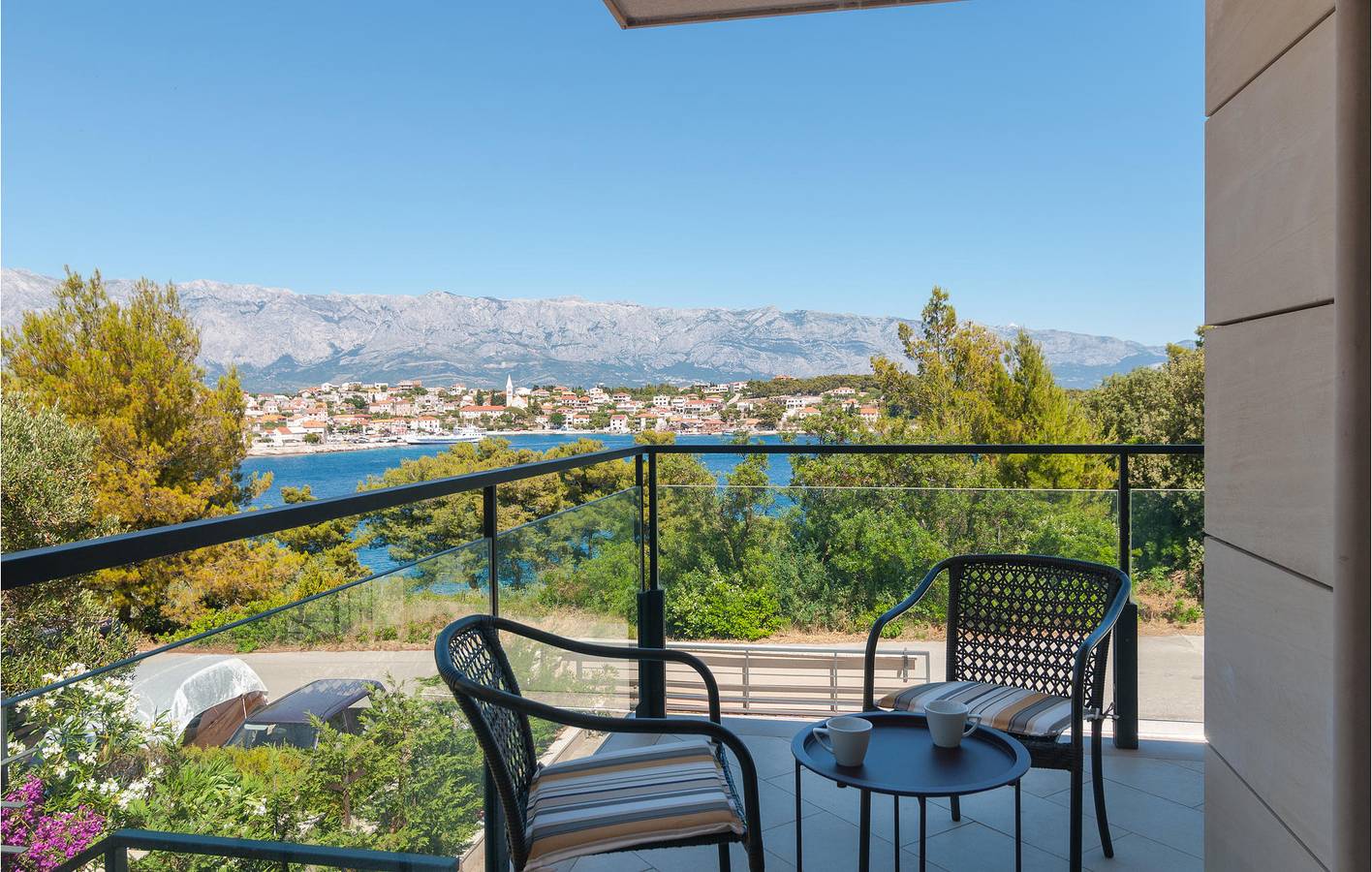 Ganze Ferienwohnung, Ferienwohnung für 3 Personen mit Terrasse in Selca, Povlija, Selca und Sumartin