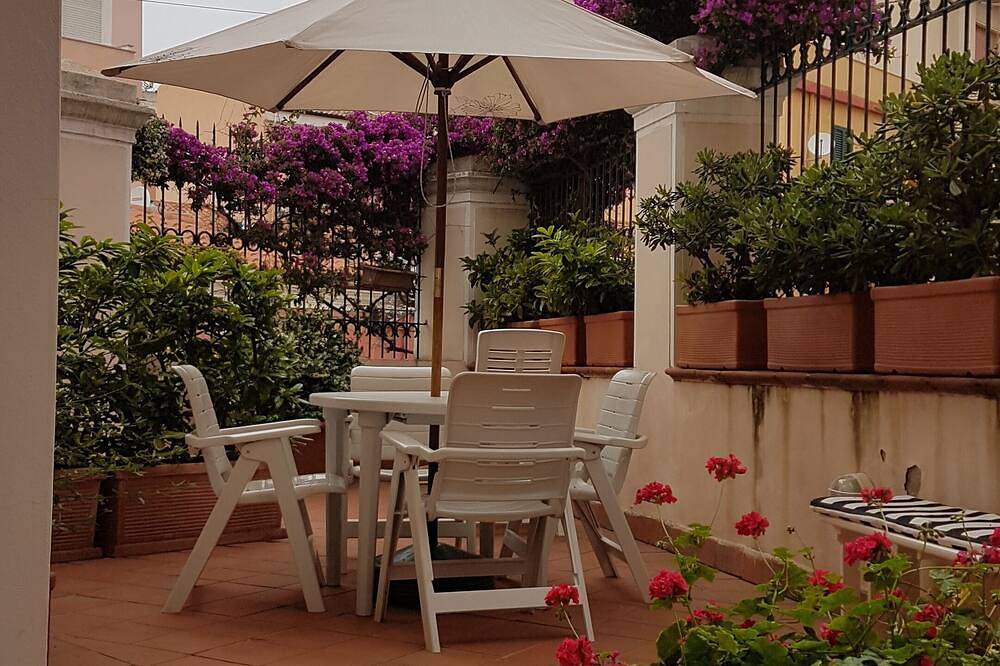 Elegantes Studio-Apartment im historischen Zentrum. in Parco Nazionale dell'Arcipelago di La Maddalena, La Maddalena