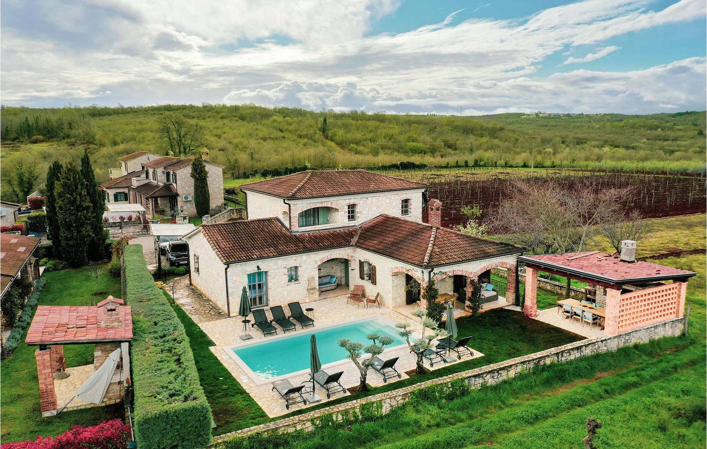 Ferienhaus für 9 Personen mit Terrasse in Općina Višnjan, Zentralistrien